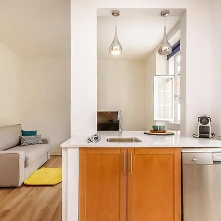 Guestready - Cosy Flat Santos-o-velho Apartman Lisboa