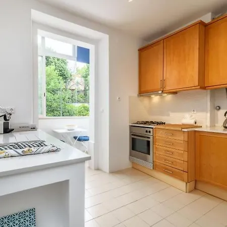 Guestready - Cosy Flat Santos-o-velho Lägenhet *