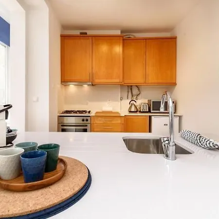 Guestready - Cosy Flat Santos-o-velho