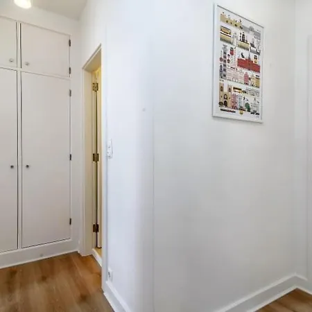 Guestready - Cosy Flat Santos-o-velho Lisbon
